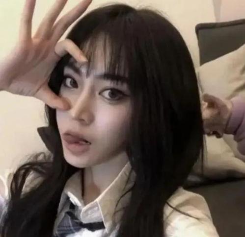 吃瓜网红头像女的是谁啊,吃瓜网红头像女主角的真实身份